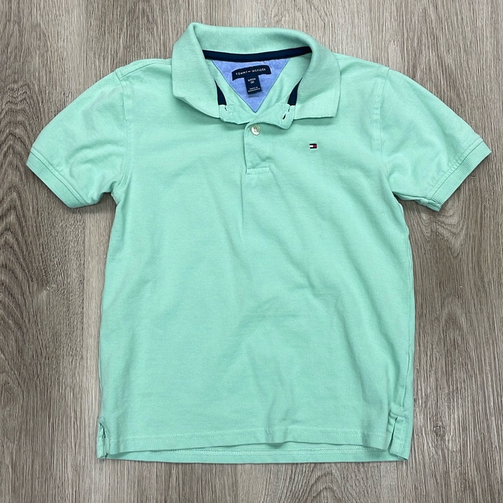 Boys teal Tommy Hilfiger polo shirt size small (8)